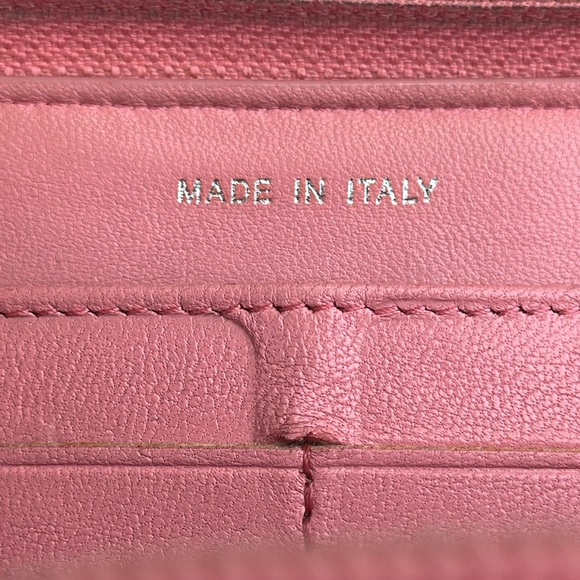 CHANEL CC Camellia Flower Long Zippy Wallet Light Pink Serial #17 2012-2013 - Picture 8 of 17